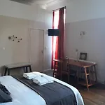 La Maison Bleue De Bed & Breakfast Roubaix