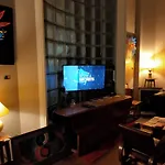 La Maison Bleue De B&B