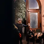Bed & Breakfast La Maison Bleue De Roubaix