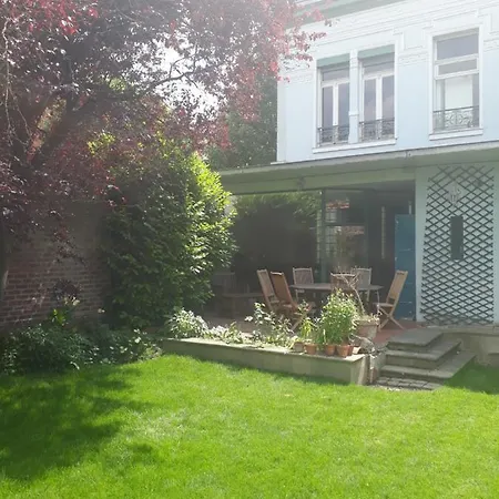 Bed & Breakfast La Maison Bleue De