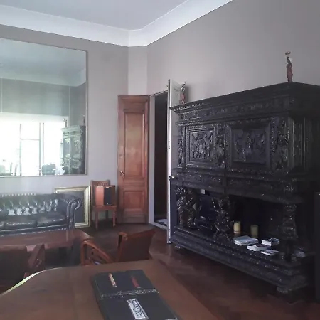 Bed & Breakfast La Maison Bleue De Roubaix