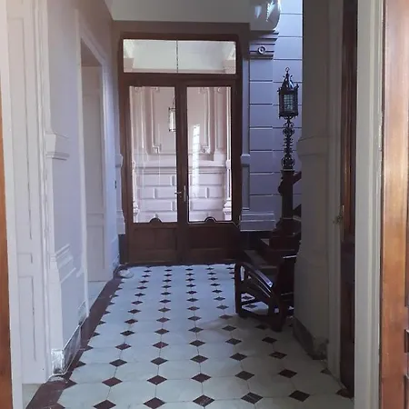 Bed & Breakfast La Maison Bleue De 3*