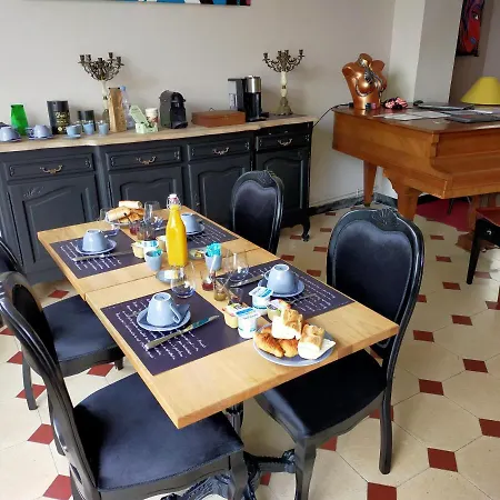 Couette-café La Maison Bleue De