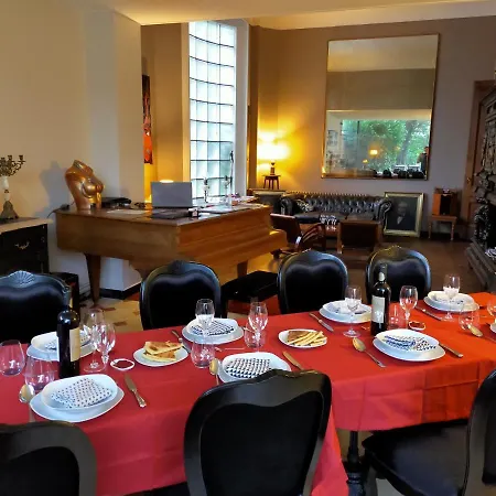 Bed & Breakfast La Maison Bleue De
