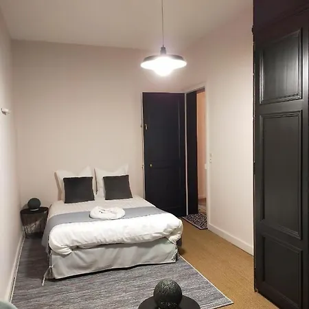 Bed & Breakfast La Maison Bleue De 3*