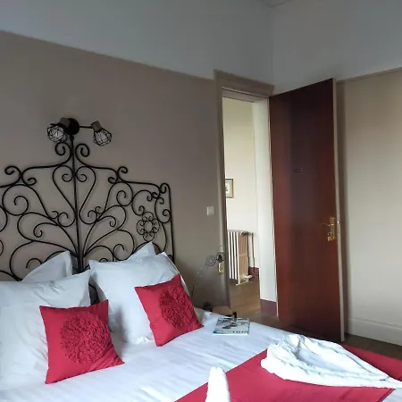 Bed & Breakfast La Maison Bleue De Roubaix