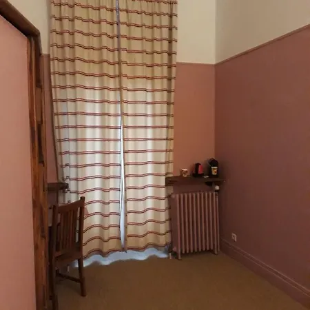 La Maison Bleue De Bed & Breakfast