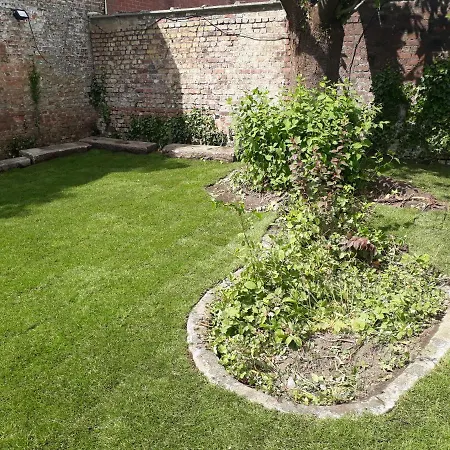 Frühstückspension La Maison Bleue De 3*