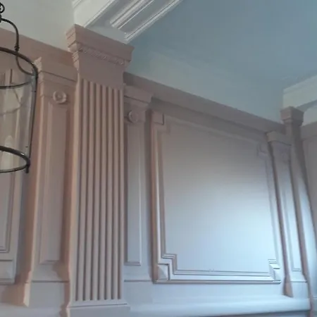 Bed & Breakfast La Maison Bleue De 3*