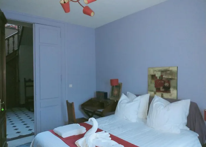 La Maison Bleue De Bed and breakfast 3*